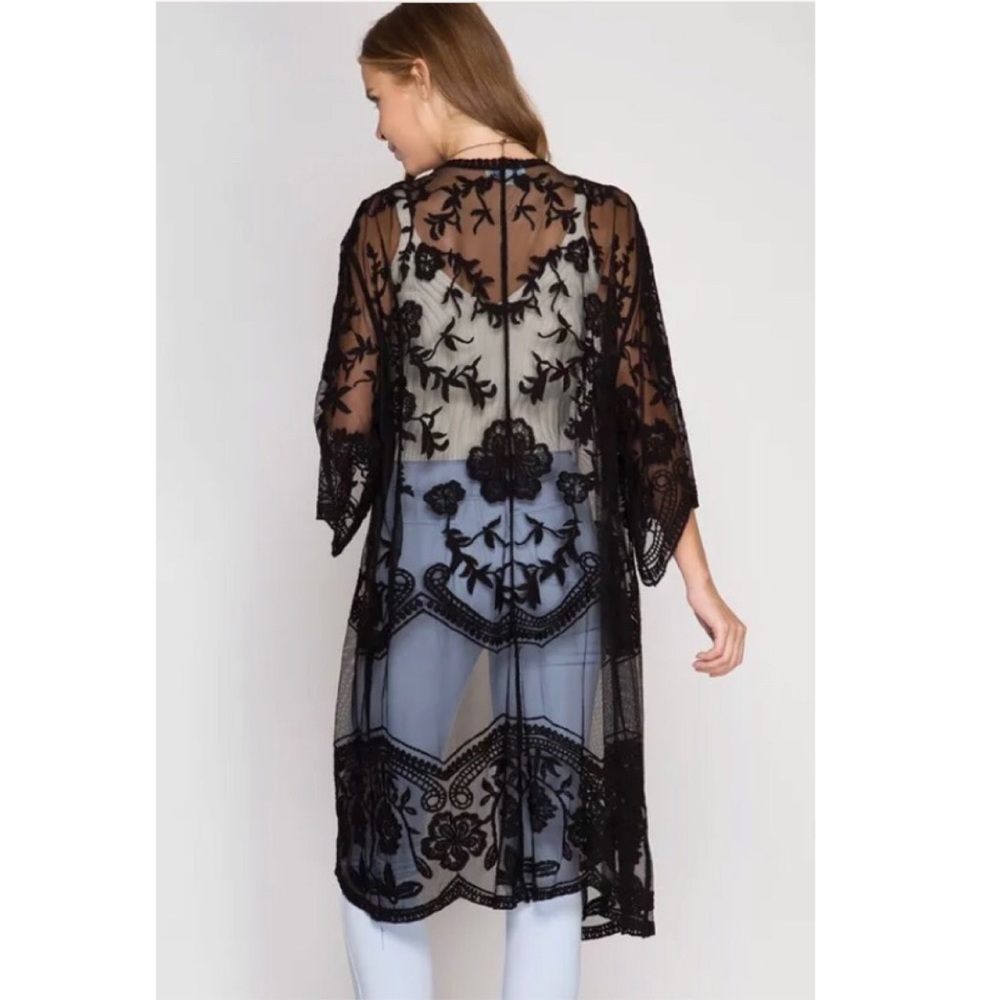 She + Sky Crochet Lace Midi Duster Kimono - Black - Picture 4 of 8